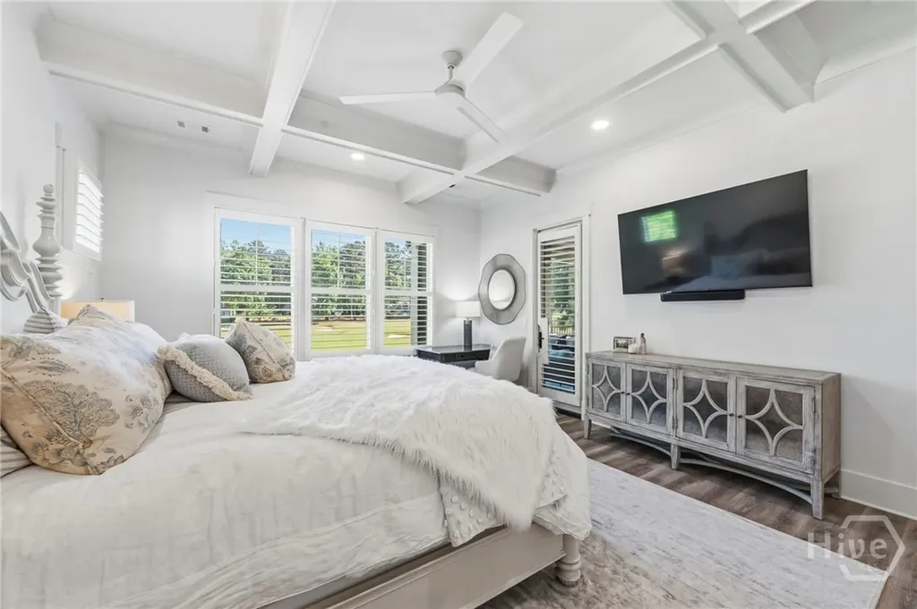 1011 Lake Pointe S Greensboro GA 30642