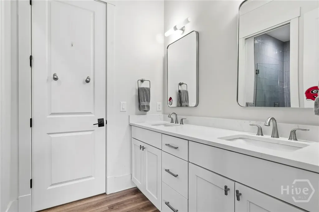 1011 Lake Pointe S Greensboro GA 30642