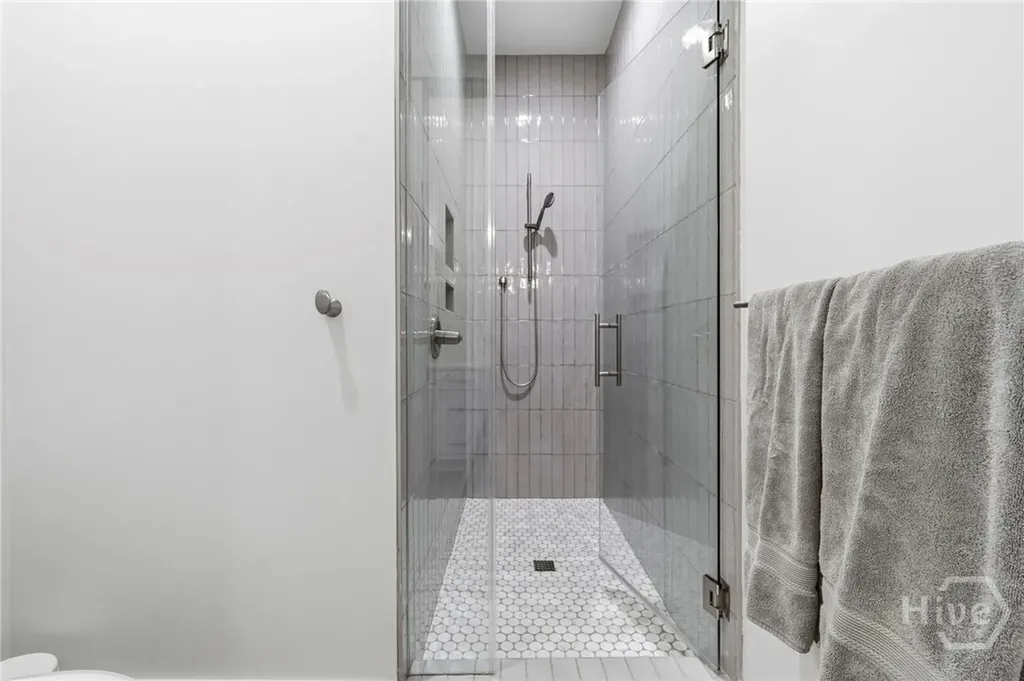 1011 Lake Pointe S Greensboro GA 30642