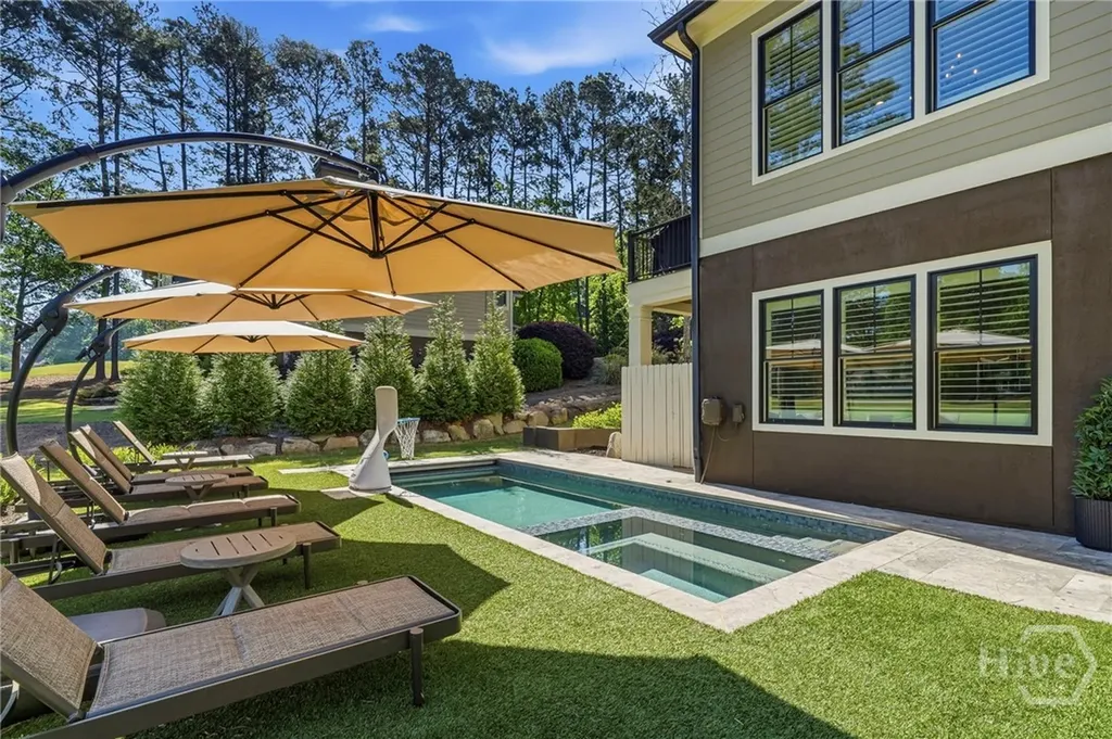 1011 Lake Pointe S Greensboro GA 30642
