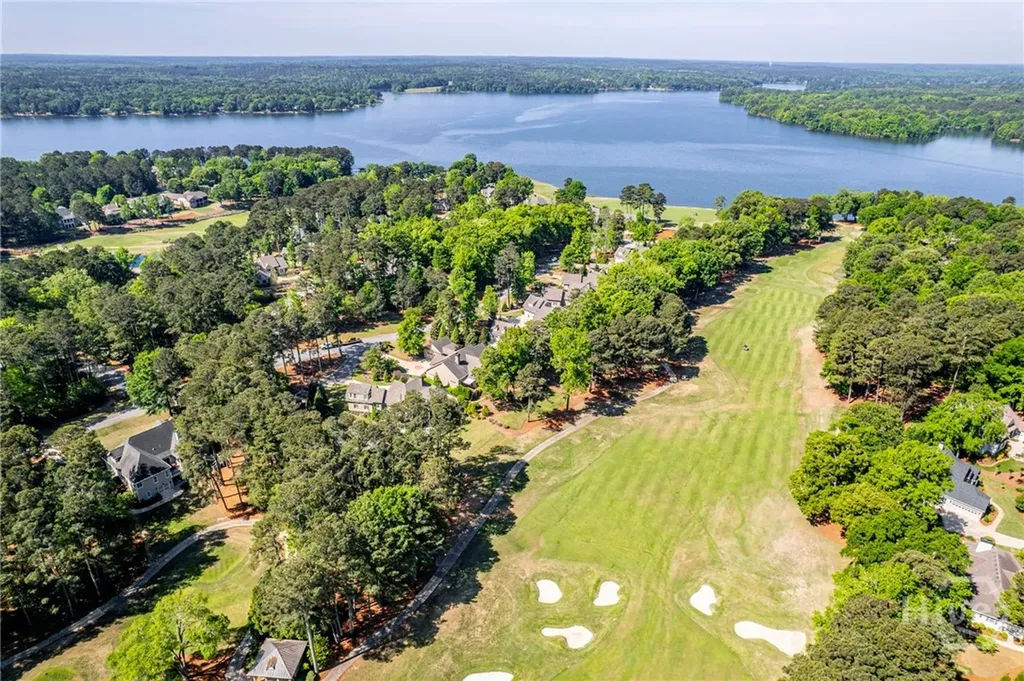 1011 Lake Pointe S Greensboro GA 30642