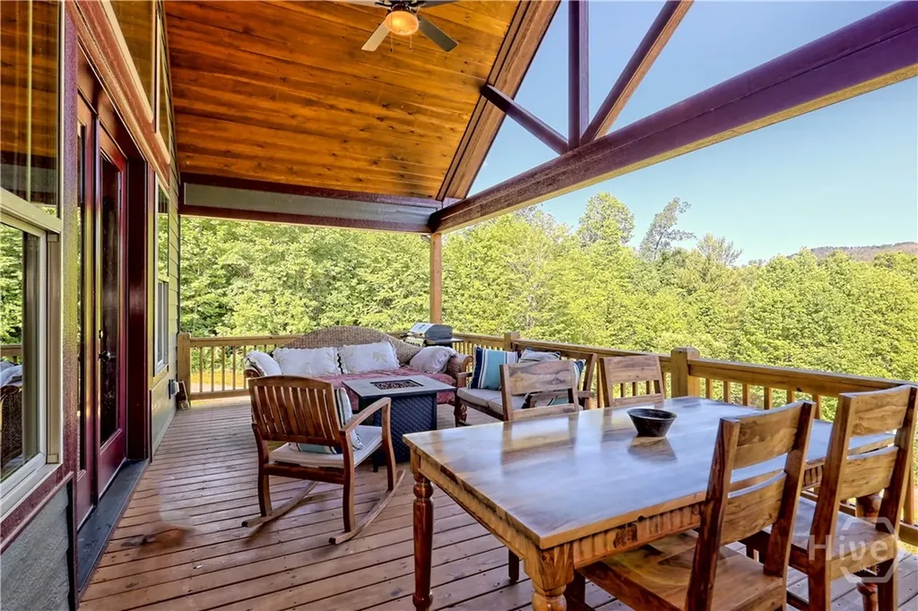 4979 Highway 197 Clarkesville GA 30523