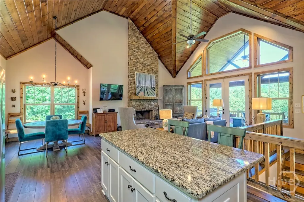 4979 Highway 197 Clarkesville GA 30523