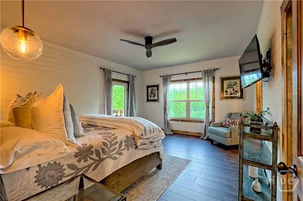 4979 Highway 197 Clarkesville GA 30523