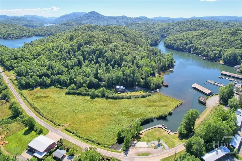4979 Highway 197 Clarkesville GA 30523