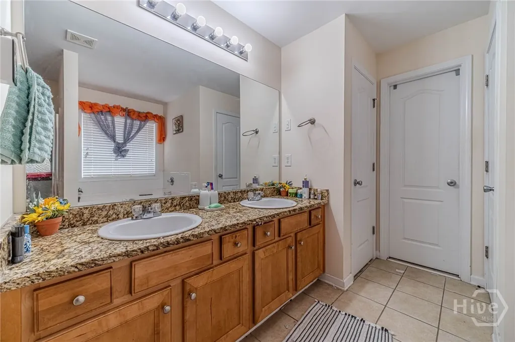 598 Georgia Circle Loganville GA 30052