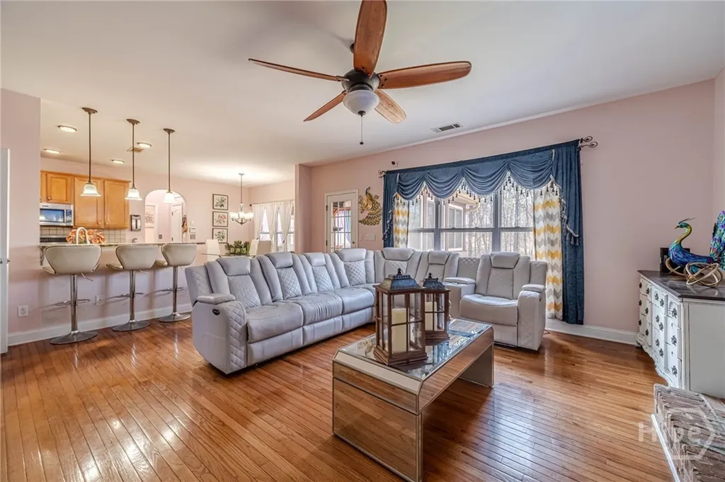 598 Georgia Circle Loganville GA 30052