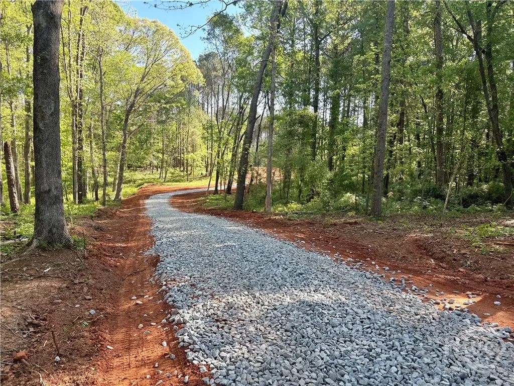 2567 Rays Church Road Bishop GA 30621