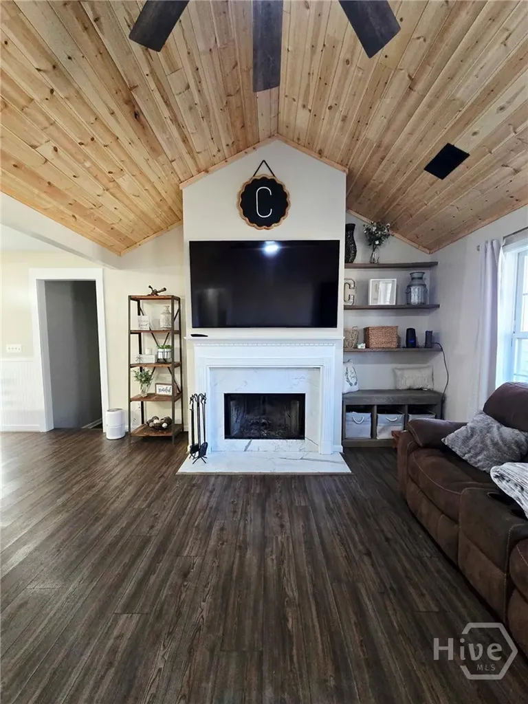10 Shannons Lane Comer GA 30629