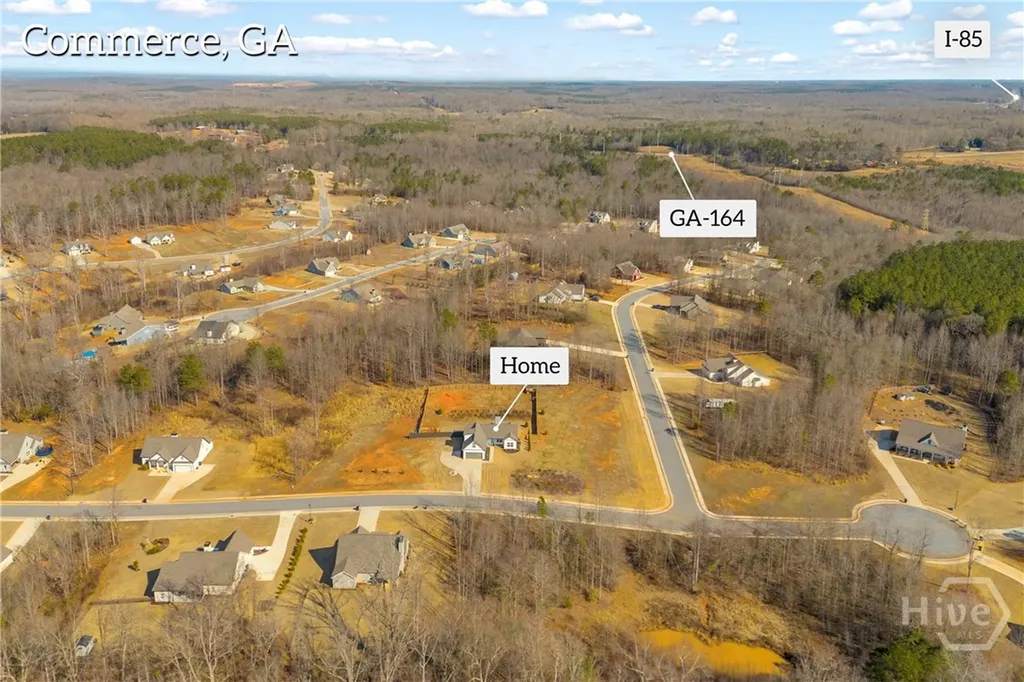 112 White Oak Trail Commerce GA 30529