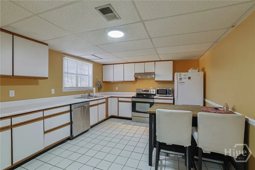 160 Westwood Drive Athens GA 30606