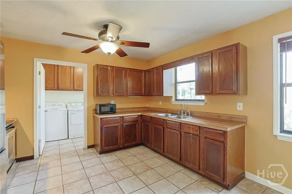 160 Westwood Drive Athens GA 30606