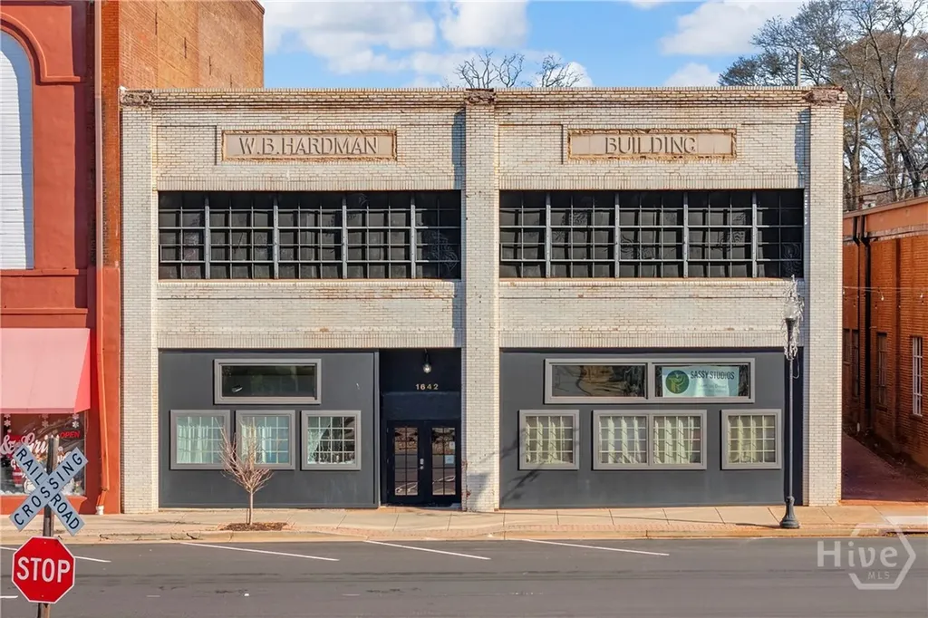 1642 S Broad Street Commerce GA 30529
