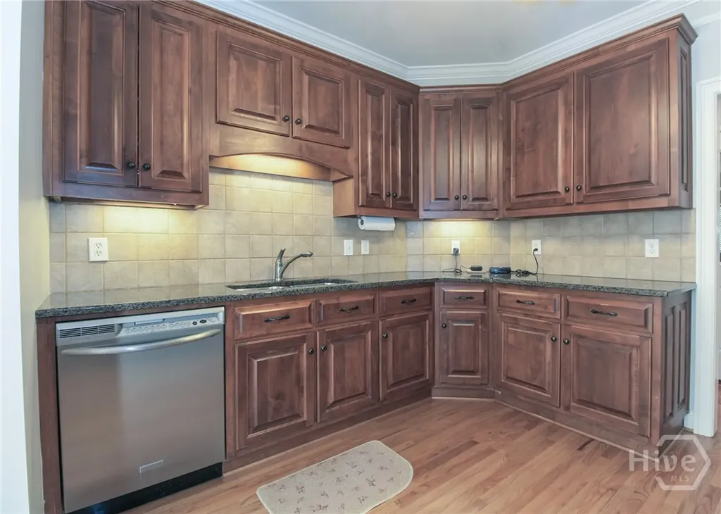 1031 Spring Lake Drive Bishop GA 30621