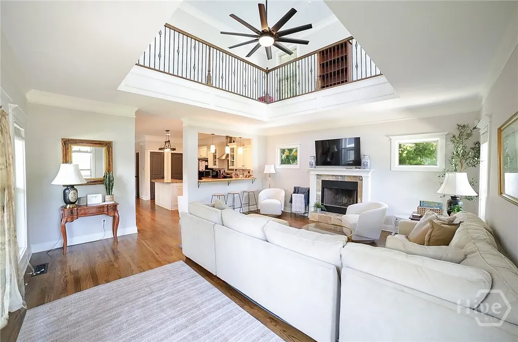 132 N Poplar Street Athens GA 30606