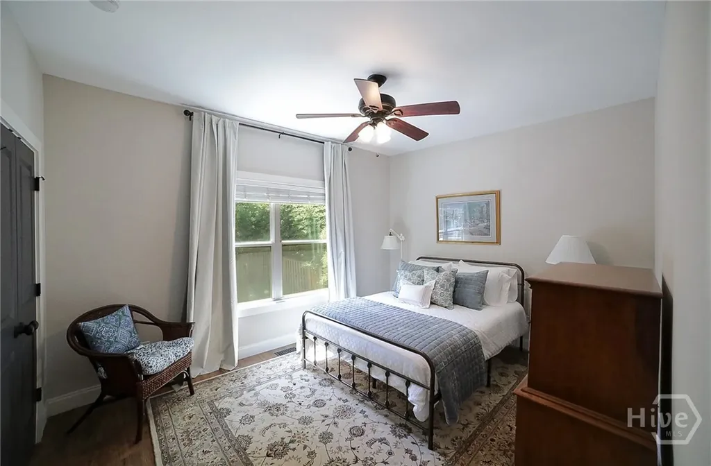 132 N Poplar Street Athens GA 30606