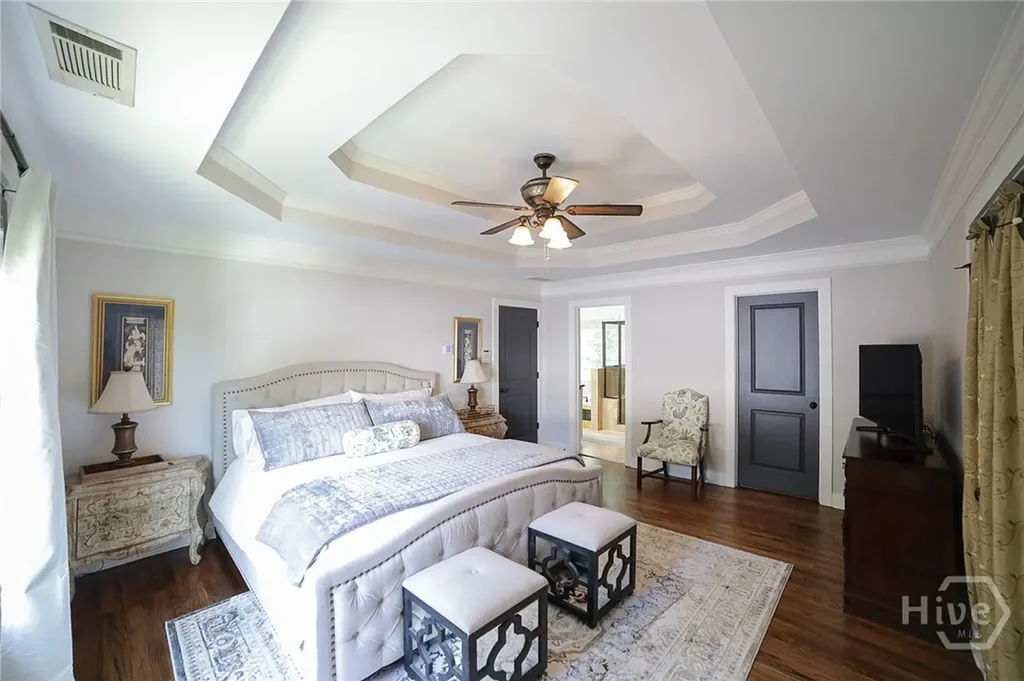 132 N Poplar Street Athens GA 30606