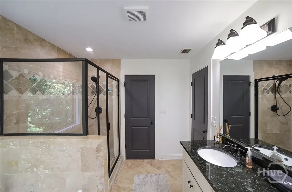 132 N Poplar Street Athens GA 30606