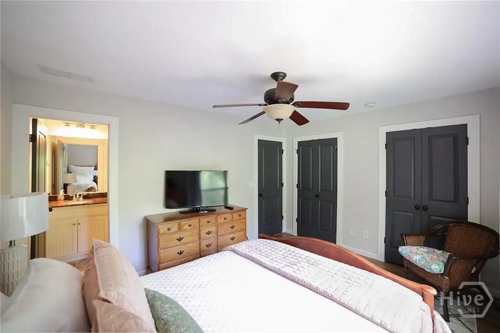 132 N Poplar Street Athens GA 30606