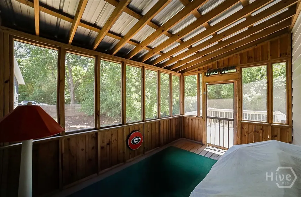 132 N Poplar Street Athens GA 30606