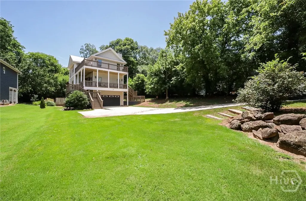 132 N Poplar Street Athens GA 30606