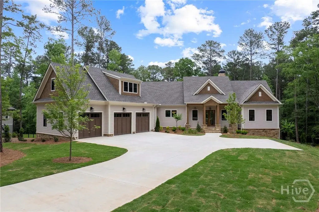 1040 Parrotts Cove Greensboro GA 30642