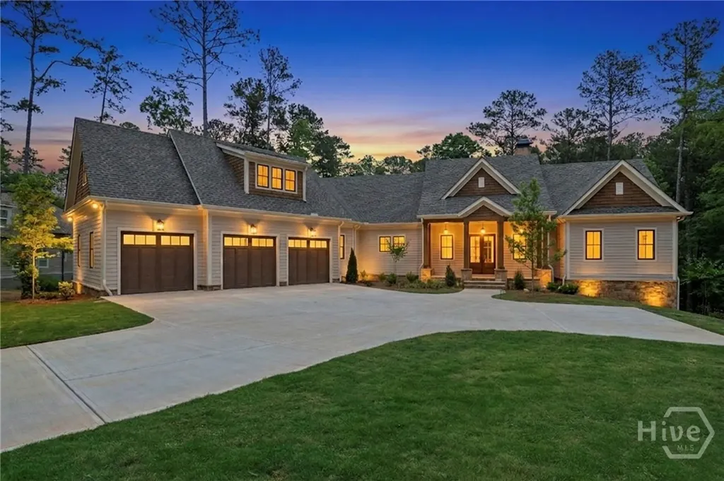 1040 Parrotts Cove Greensboro GA 30642
