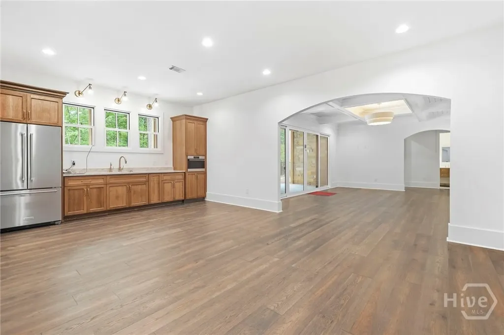 1040 Parrotts Cove Greensboro GA 30642