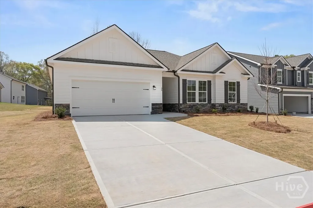 36 Edith Court Statham GA 30666