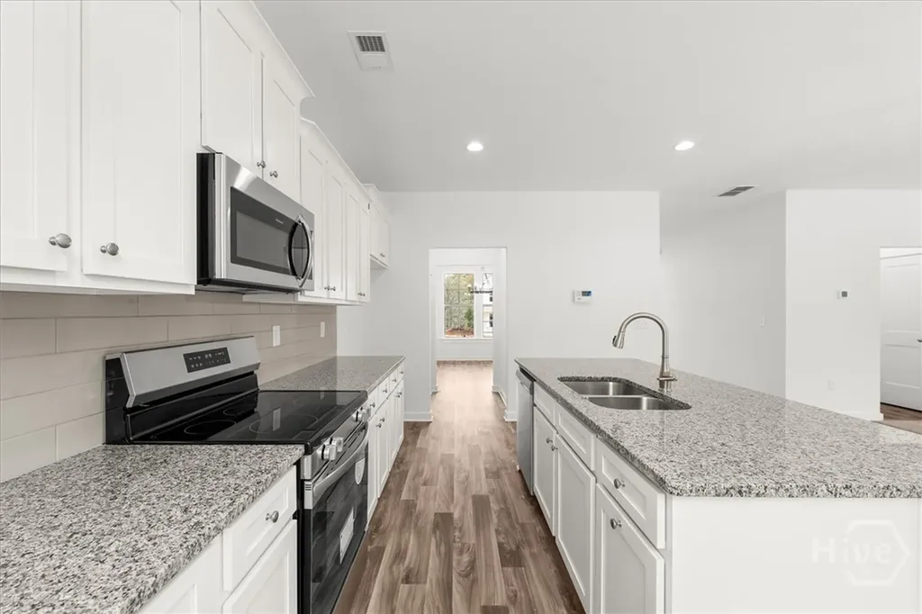 56 Edith Court Statham GA 30666