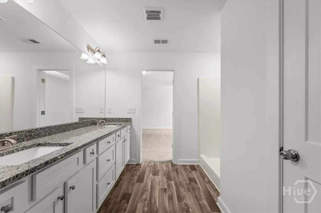 56 Edith Court Statham GA 30666