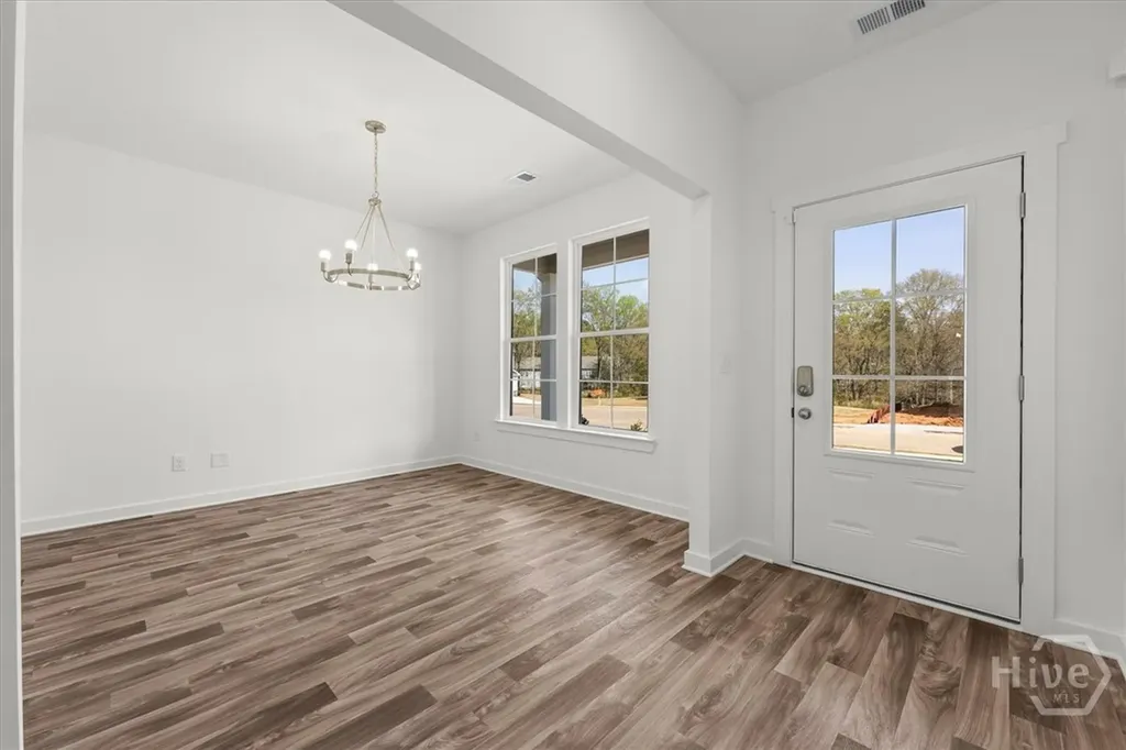 56 Edith Court Statham GA 30666