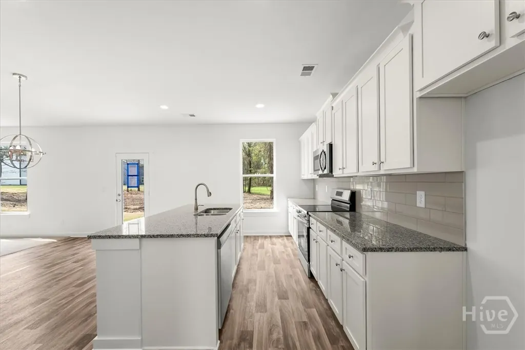 56 Edith Court Statham GA 30666