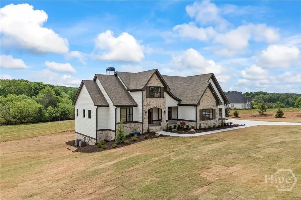 810 North Hampton Way Monroe GA 30656