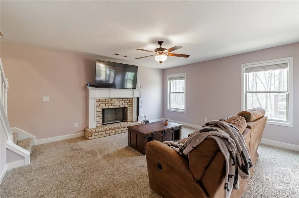 271 Oxmoor Close Winterville GA 30683
