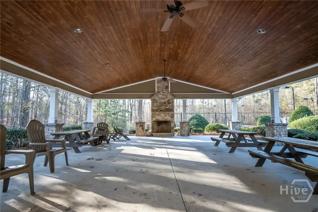 2893 Whitlow Ridge Drive Bishop GA 30621