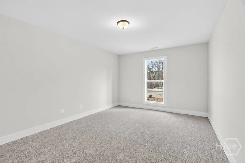 110 Chad Walk Statham GA 30666