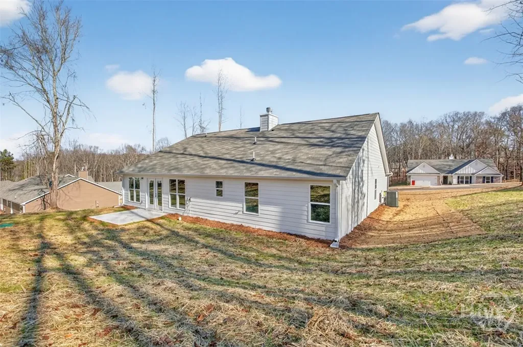 110 Chad Walk Statham GA 30666
