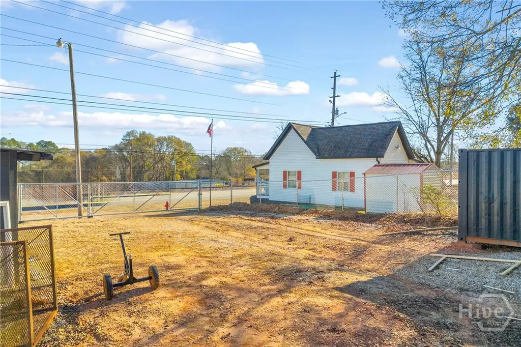 399 Elm Street Commerce GA 30529