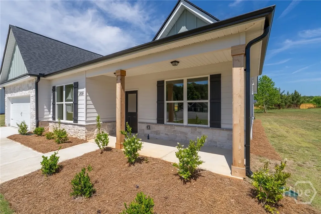 209 Squirrel Run Good Hope GA 30641