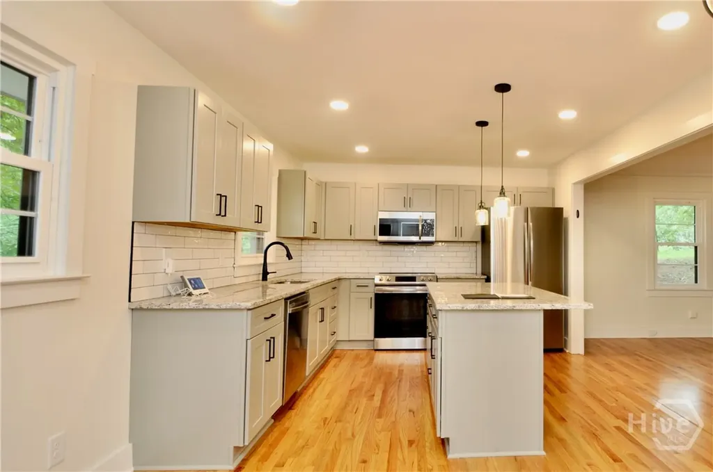 225 Sherwood Drive Athens GA 30606