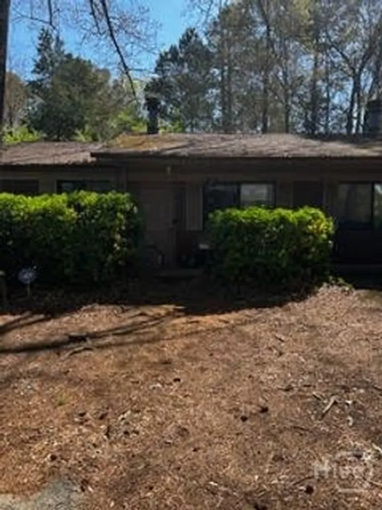 315 Epps Bridge Road Athens GA 30606