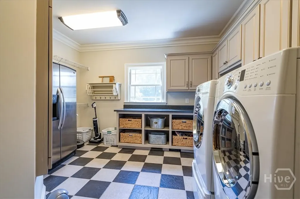 2481 Lakewood Manor Drive Athens GA 30606