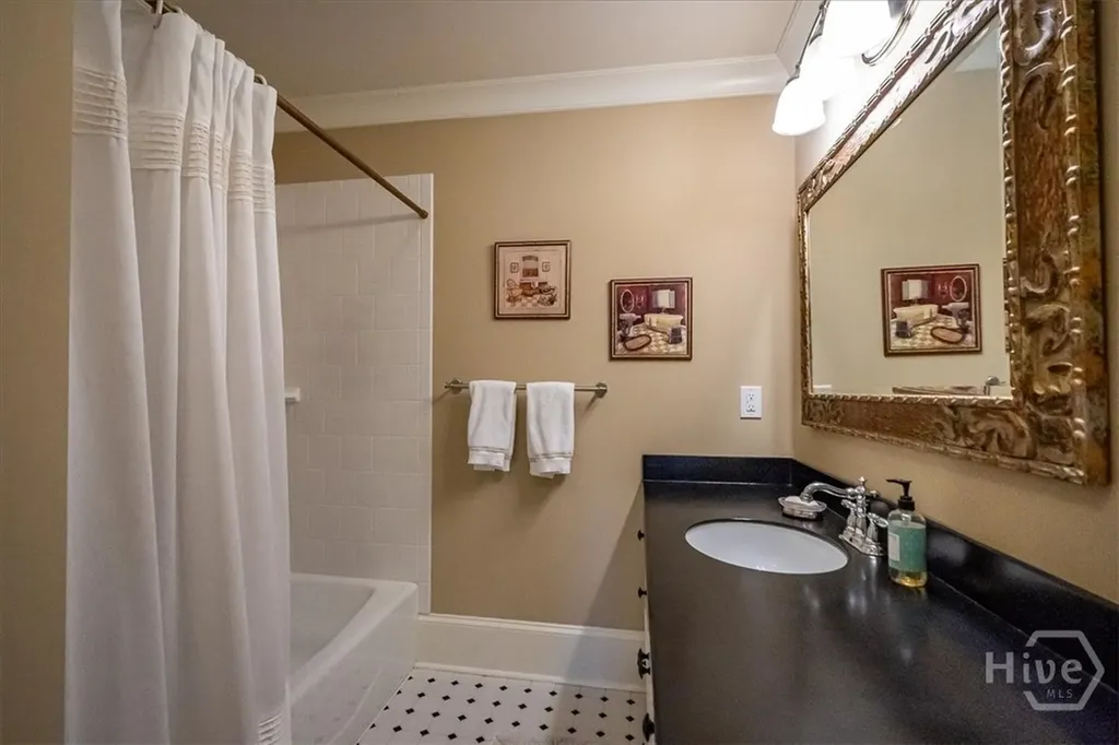 2481 Lakewood Manor Drive Athens GA 30606