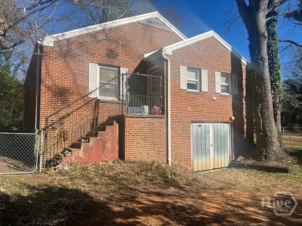 121 Hilltop Road Athens GA 30605