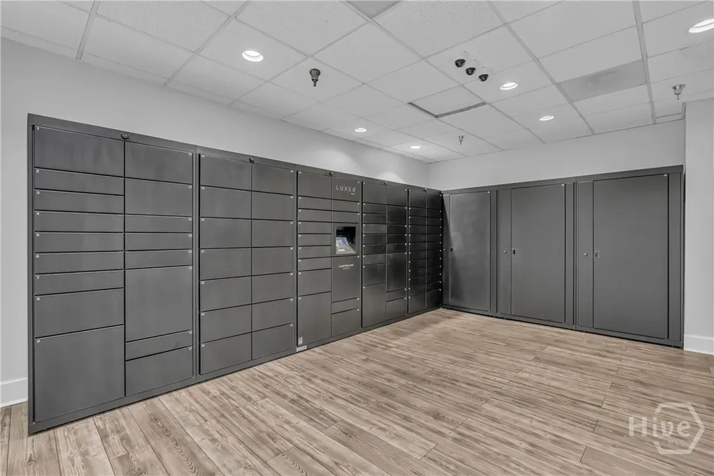 2479 Peachtree Road NE Atlanta GA 30305