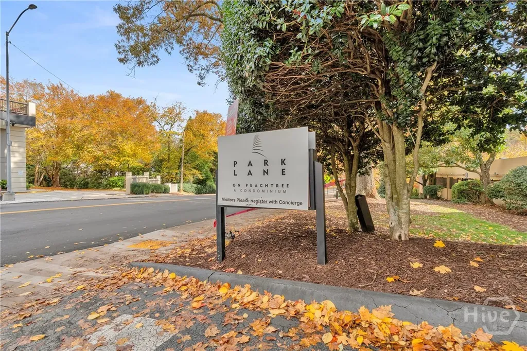 2479 Peachtree Road NE Atlanta GA 30305