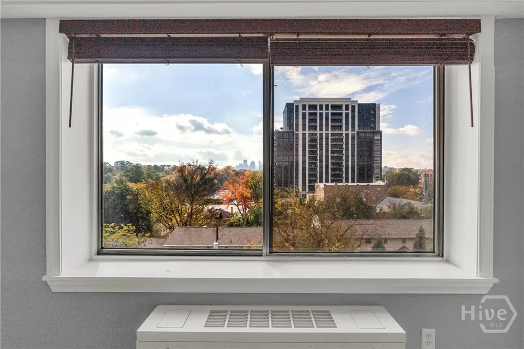 2479 Peachtree Road NE Atlanta GA 30305
