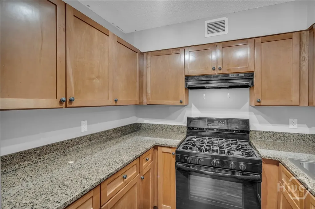 2479 Peachtree Road NE Atlanta GA 30305