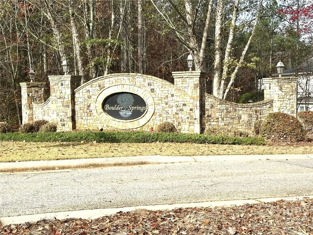 2037 Boulder Ridge Lane Bishop GA 30621